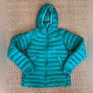Arc’teryx Cerium LT Hoody Women’s Size Small
